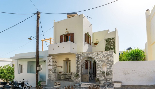 Studio Apartment 'En Tino 4' with Balcony, Wi-Fi and Air Conditioning