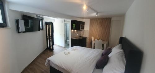 Studio By The Sea 2 in Lepetani