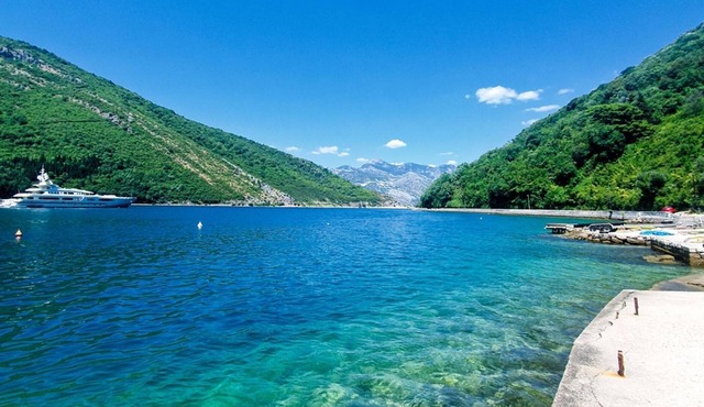 Studio Flat with View near Kotor Bay in Tivat