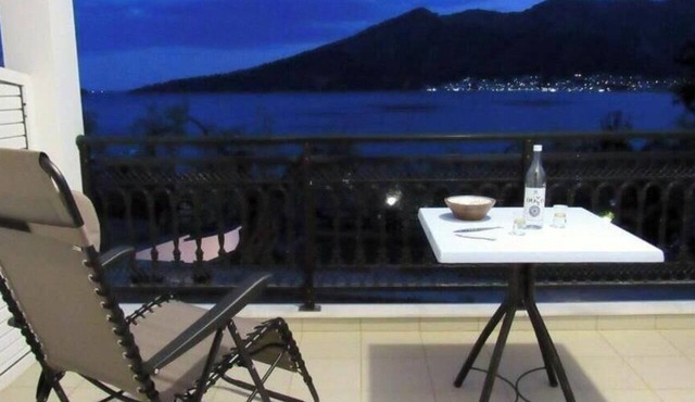 Studio Namastekala - Sea view & Terrace near Golden Beach