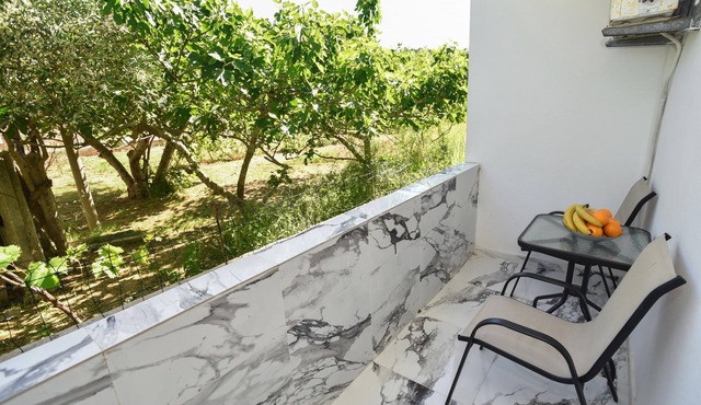 Studio w Balcony 6 min to Beach in Montenegro
