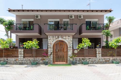 Studios Diogenis in Porto Koufo