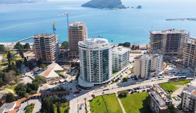 Stylish 1BR Tre Canne Apartment for 5