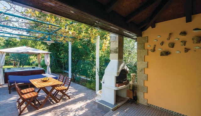 Stylish Bungalow for Three