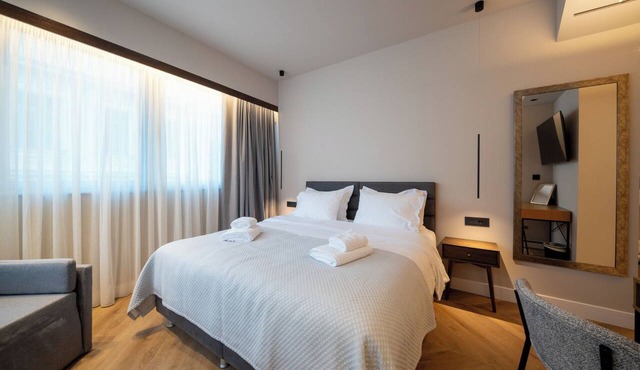 Suite with City View, Lux Suites Athens