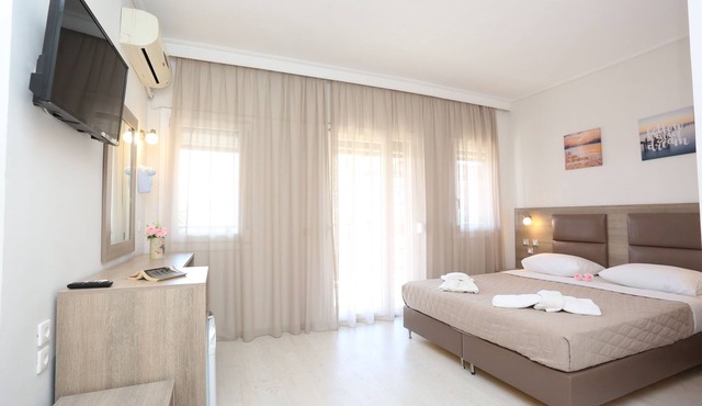 Sun Hotel in Kassandra