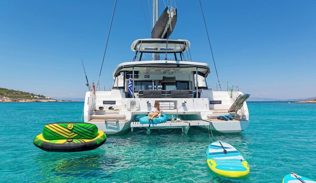 Sun-Kissed Sailing Adventure in Islas Sarónicas in Alimos