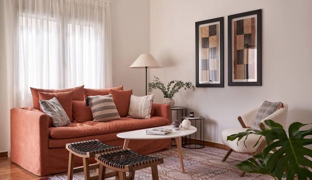 Sunny and Comfy Apartment in Kolonaki