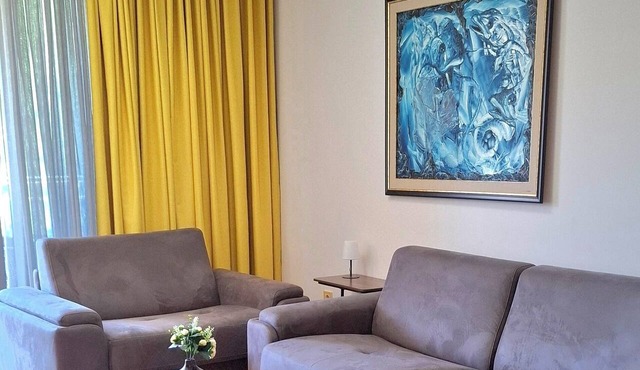 Sunny Pržno Escape Near Beaches with Pool & Indoor Garage