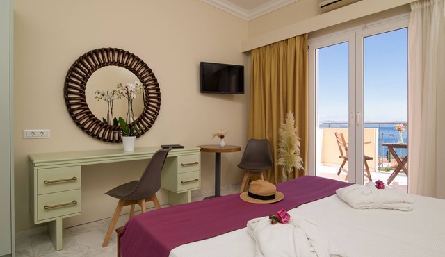 Sunrise Resort Hotel in Lesvos
