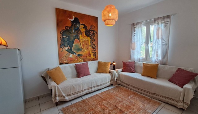 Syros Mandala Studio-Zen Apartment with Wi-Fi and Air Conditioning in Syros