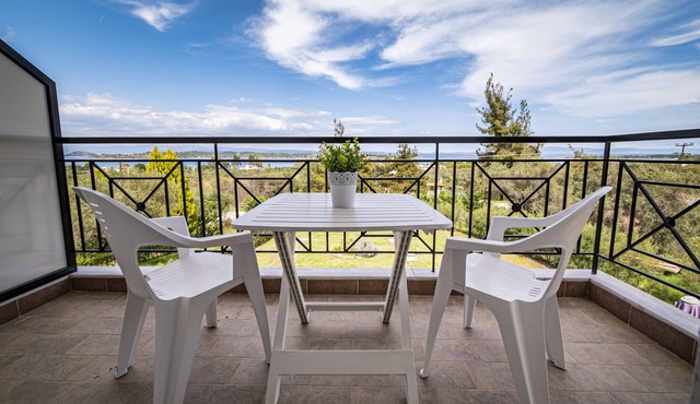 Thalia Maisonette No 6 by RentalsPro in Sithonia