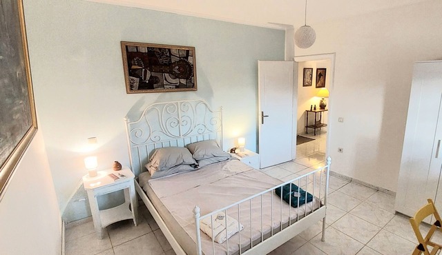The Athenian Riviera Beach summer nest