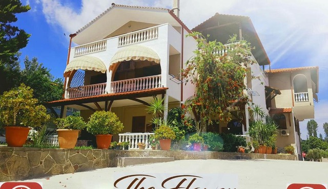 THE FLOWER APARTMENTS