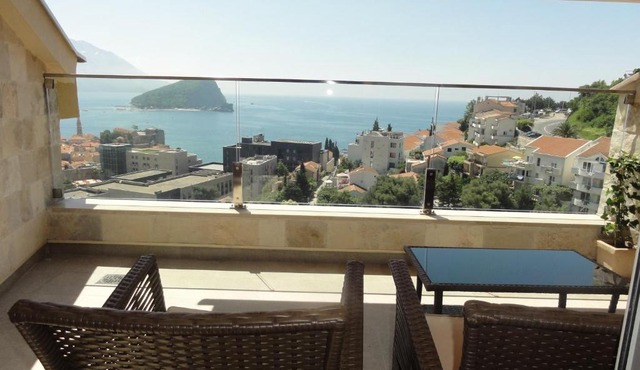 The Old Town Viewpoint Apartments