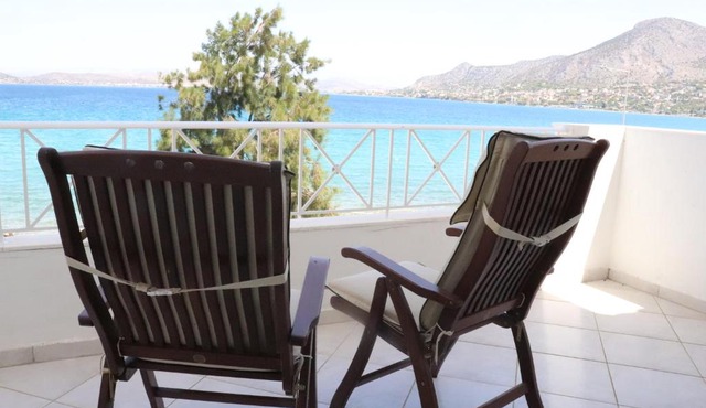 the olive apartment in Eantio