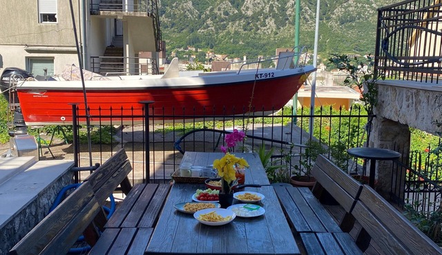 Themis Apart Hotel
