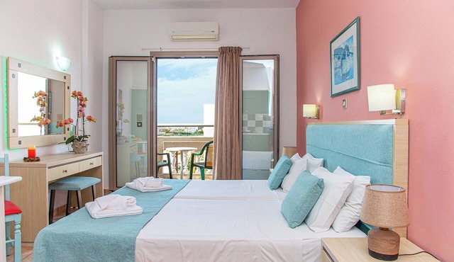 Theoni Apartments in Hersonissos