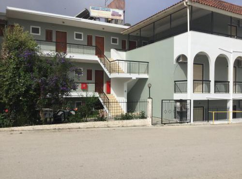Thomas Apartments