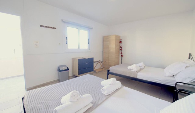 Tinamar Selection in Santorini