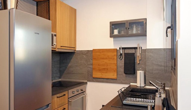 Tom's Bachelor Pad in Thessaloniki