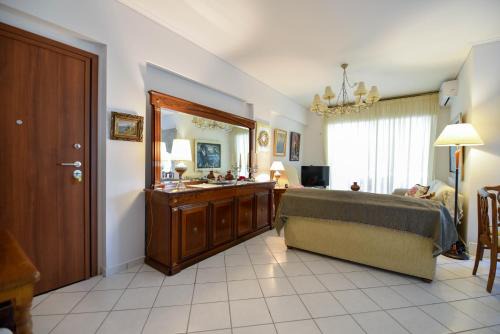 Tombra Home in Kalamata