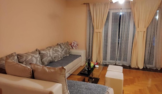 Topla porodicna kuca