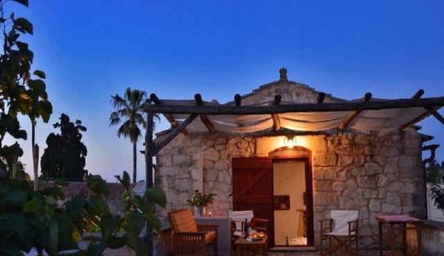 Traditional Stone House In Vamos in Vamos