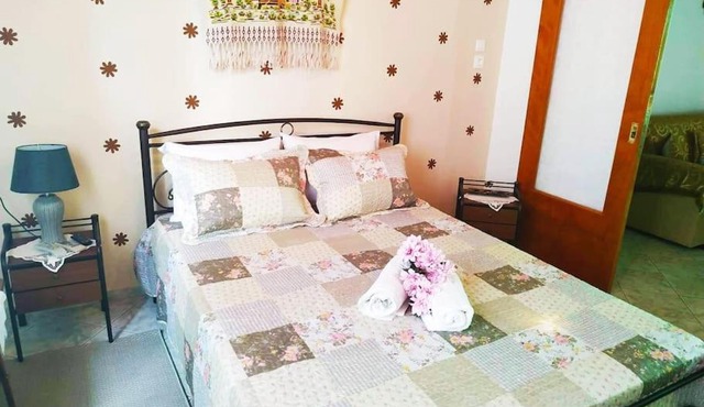 Traditional Trikeri Escape House