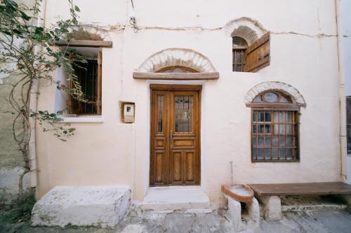 Traditional Villa 'Xristos' in Kalamoti