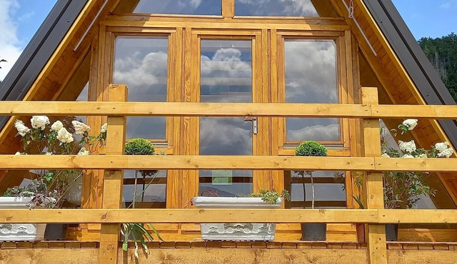 Tranquil retreat for yoga lovers