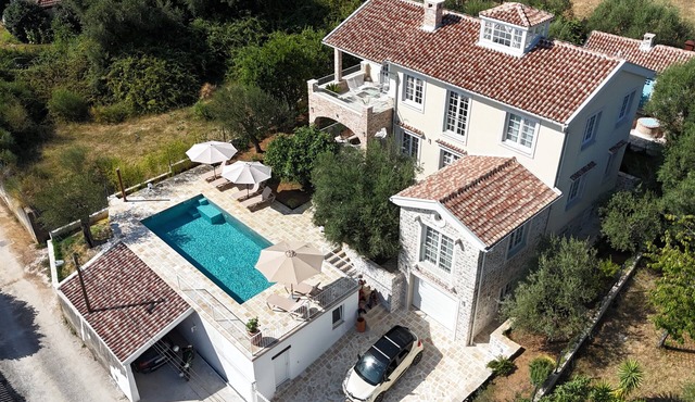 Tranquil Villa Serena w/Majestic Sea View