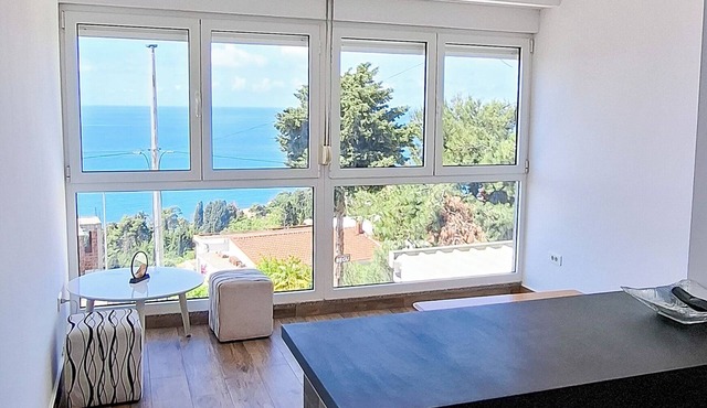 Ulcinj entire place 50 m2 with beautiful seaview