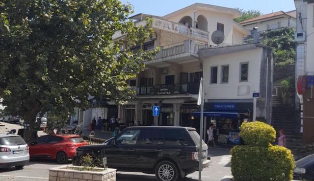 Ulpiana - Apartments,Rooms,Hostel