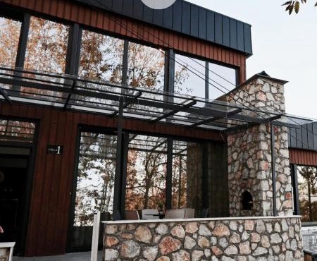 Umbrella Resort & Villas in Prishtinë