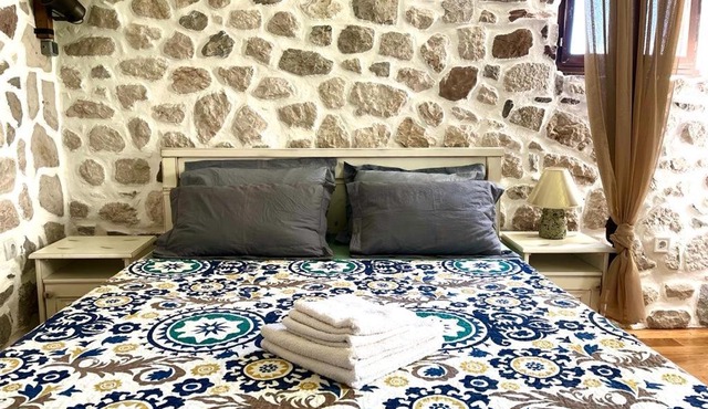 UNA apartments in Kotor