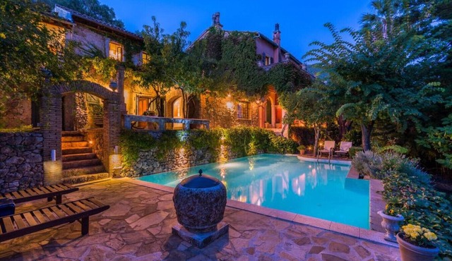 Unique Historical Mansion with Amazing Ameneties in Corfu