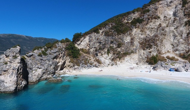 Urania, private villa FOS, private pool, stunning sea views, near beaches