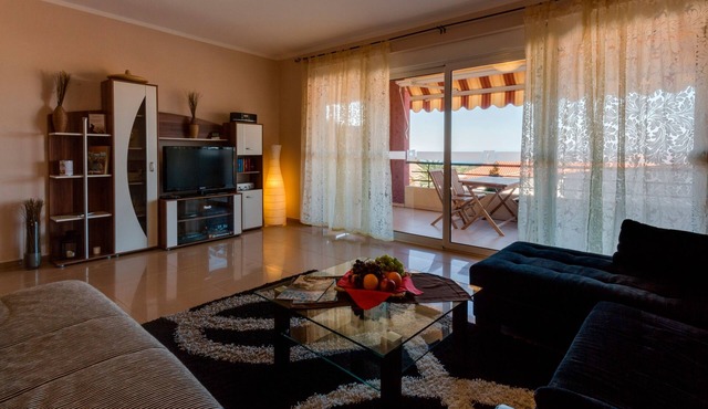 Vacation apartment/apartment for 4 guests with 95m² in Utjeha (29628)