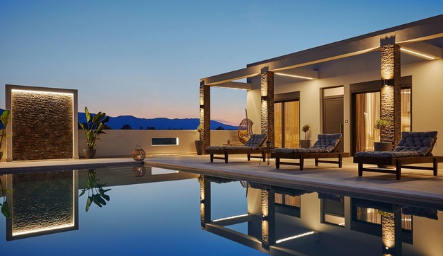 Valley View Villas, 3 Bedroom Villa with Private Pool