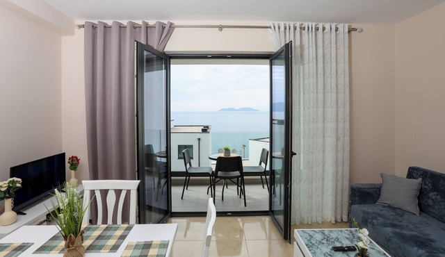 Velaris Sea View Balcony 104, Vlore, Albania