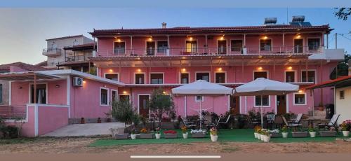 Venias Rooms in Skala Eresou