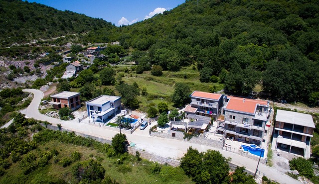 Very quiet place with beautiful views of Budva bay. Surrounded by mountains and vegetation