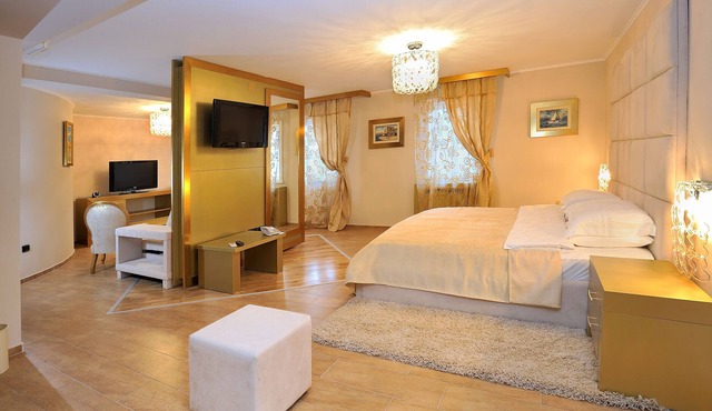 Vila Per Astra, Perast