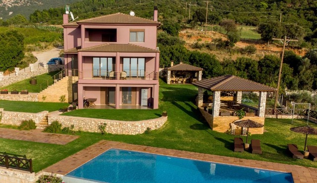 Villa Alexandros - Four Seasons