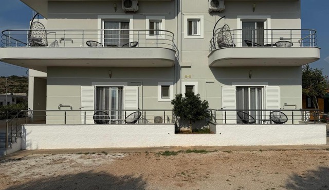 Villa Almando in Ksamil