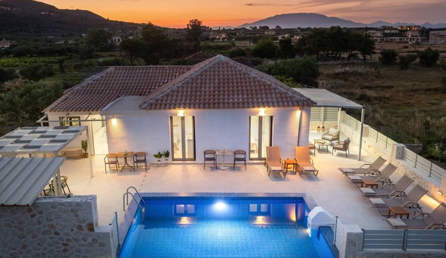 Villa Amore-4 Bedroom Villa with Private Pool