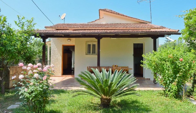 Villa Anastasia in Roitika