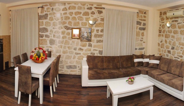 Villa Andrea-Three Bedroom Apartment