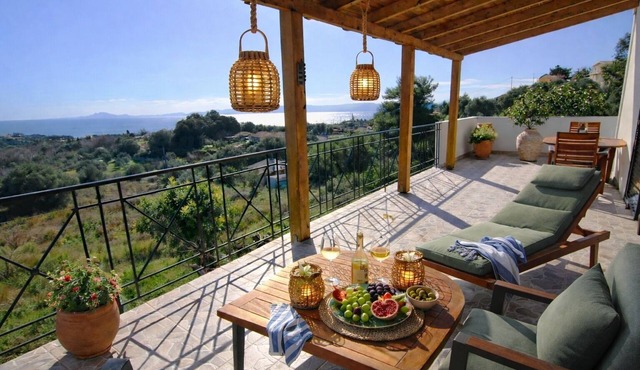 Villa Anley - Enjoy amazing sea views between tradition and modernity!